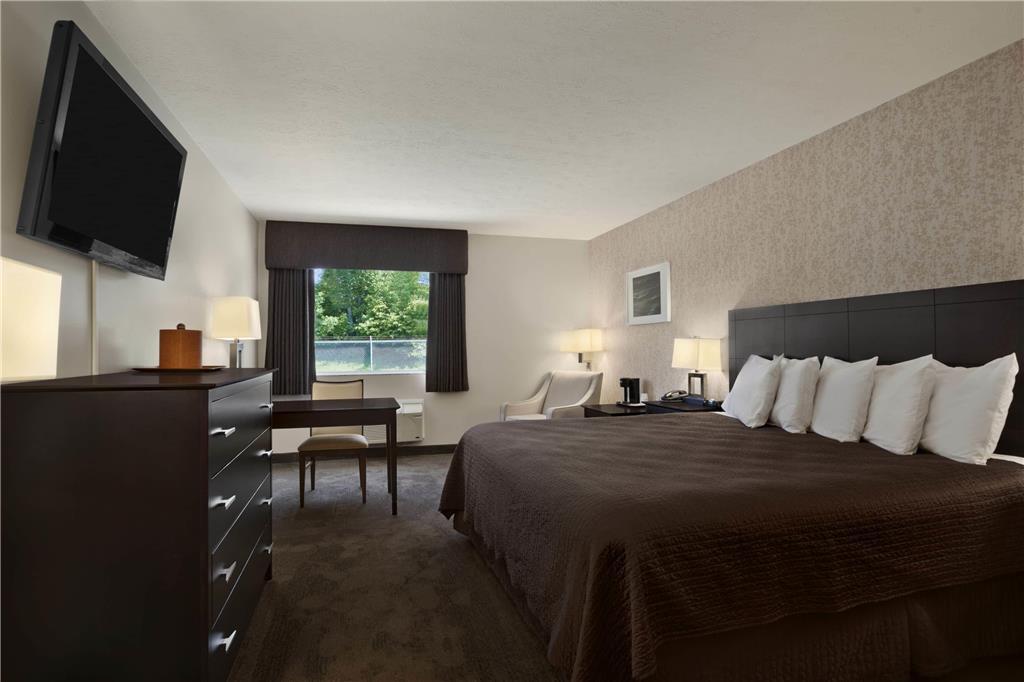 Travelodge By Wyndham Hubbard Oh Habitación foto
